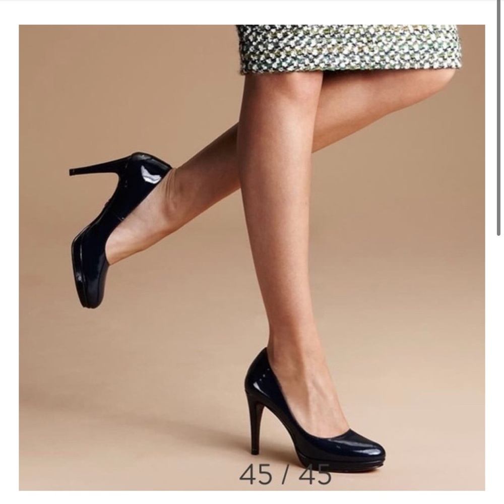 Cole Haan Air Chelsea High Pump Patent Leather, black, size 7.5